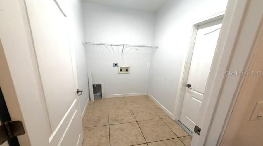 Davenport, Florida 33896, 6 Bedroom Bedrooms, ,6 Bathroombathrooms,Residential,For Sale,Moon Valley,0,Mfrl4965303