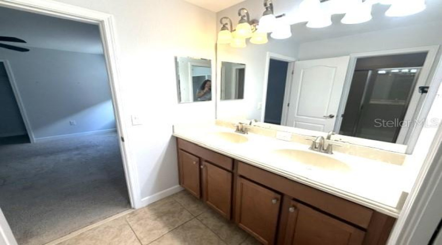 Davenport, Florida 33896, 6 Bedroom Bedrooms, ,6 Bathroombathrooms,Residential,For Sale,Moon Valley,0,Mfrl4965303