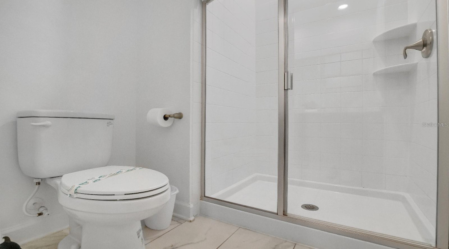 Davenport, Florida 33896, 5 Bedroom Bedrooms, ,4 Bathroombathrooms,Residential,For Sale,Splash Shot,0,Mfrs5158203