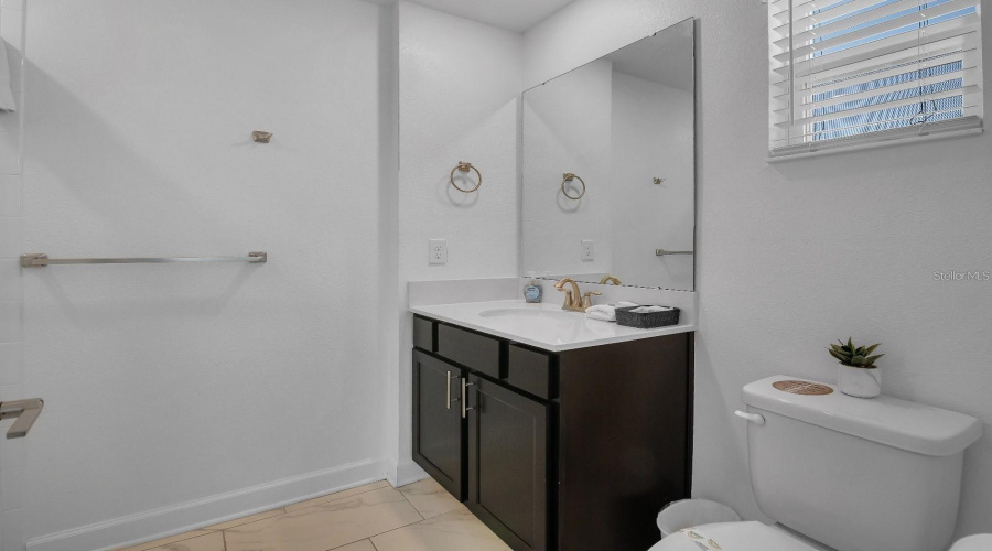 Davenport, Florida 33896, 5 Bedroom Bedrooms, ,4 Bathroombathrooms,Residential,For Sale,Splash Shot,0,Mfrs5158203