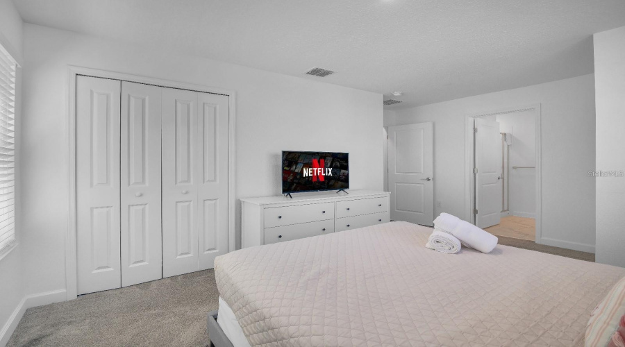 Davenport, Florida 33896, 5 Bedroom Bedrooms, ,4 Bathroombathrooms,Residential,For Sale,Splash Shot,0,Mfrs5158203