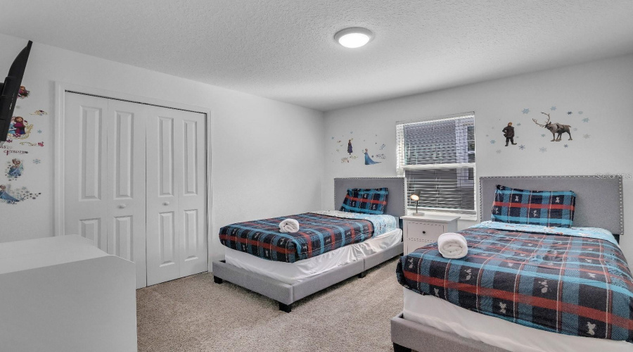 Davenport, Florida 33896, 5 Bedroom Bedrooms, ,4 Bathroombathrooms,Residential,For Sale,Splash Shot,0,Mfrs5158203