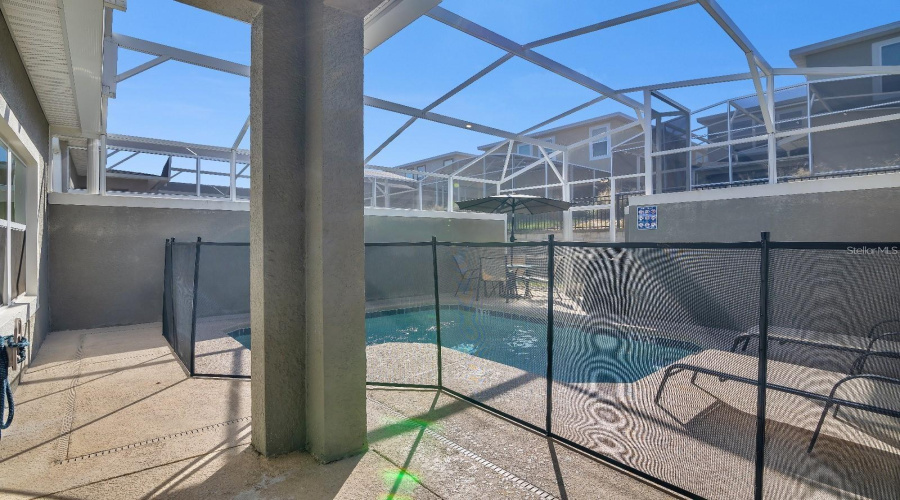 Davenport, Florida 33896, 5 Bedroom Bedrooms, ,4 Bathroombathrooms,Residential,For Sale,Splash Shot,0,Mfrs5158203