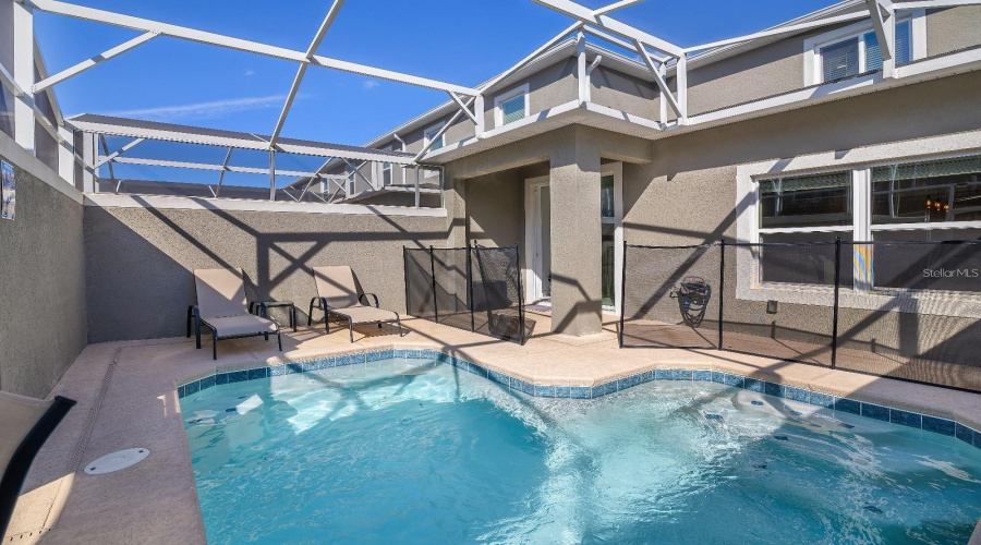 Davenport, Florida 33896, 5 Bedroom Bedrooms, ,4 Bathroombathrooms,Residential,For Sale,Splash Shot,0,Mfrs5158203