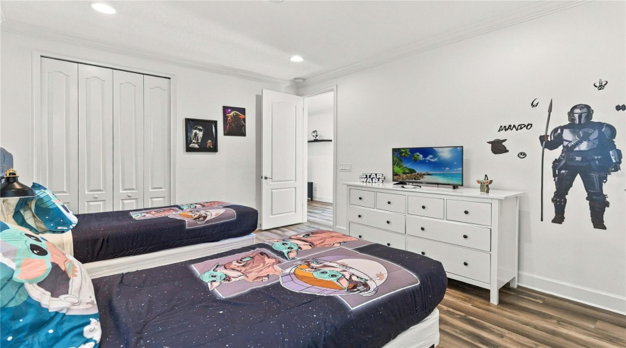 Kissimmee, Florida 34747, 5 Bedroom Bedrooms, ,5 Bathroombathrooms,Residential,For Sale,Fairview Cir,0,Mfro6443633