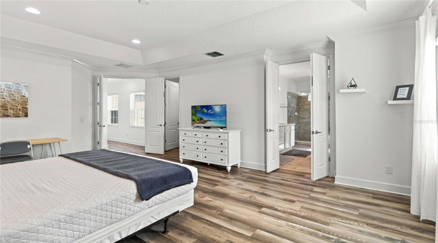 Kissimmee, Florida 34747, 5 Bedroom Bedrooms, ,5 Bathroombathrooms,Residential,For Sale,Fairview Cir,0,Mfro6443633