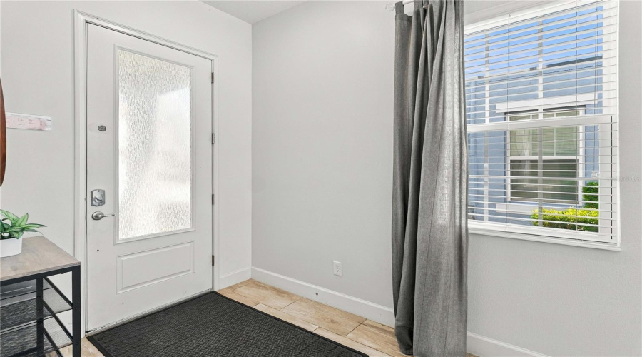 Kissimmee, Florida 34747, 5 Bedroom Bedrooms, ,5 Bathroombathrooms,Residential,For Sale,Fairview Cir,0,Mfro6443633