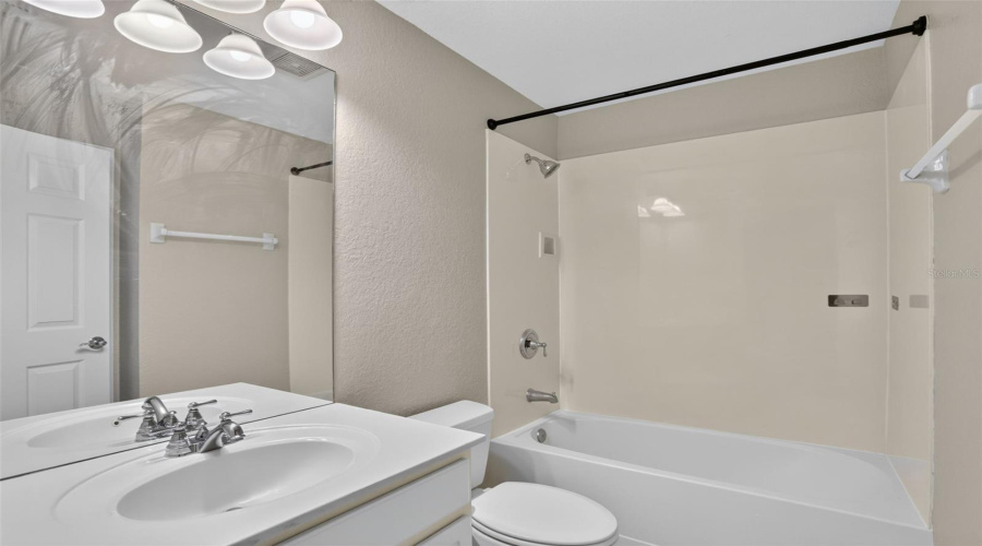 Davenport, Florida 33896, 3 Bedroom Bedrooms, ,2 Bathroombathrooms,Residential,For Sale,Grady,0,Mfrs5158042