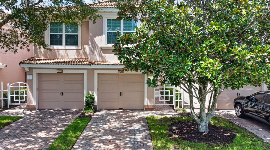 Davenport, Florida 33896, 3 Bedroom Bedrooms, ,2 Bathroombathrooms,Residential,For Sale,Grady,0,Mfrs5158042