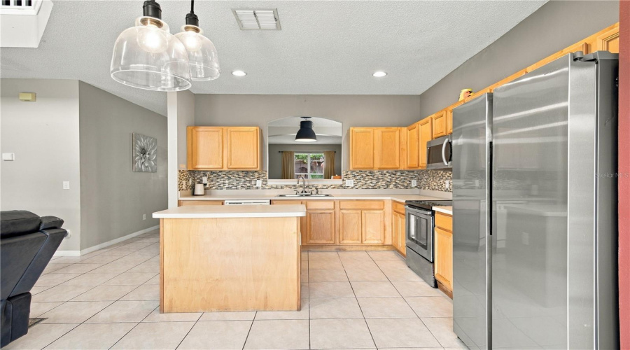 Kissimmee, Florida 34747, 7 Bedroom Bedrooms, ,4 Bathroombathrooms,Residential,For Sale,Palm Harbour,0,Mfrtb8550989