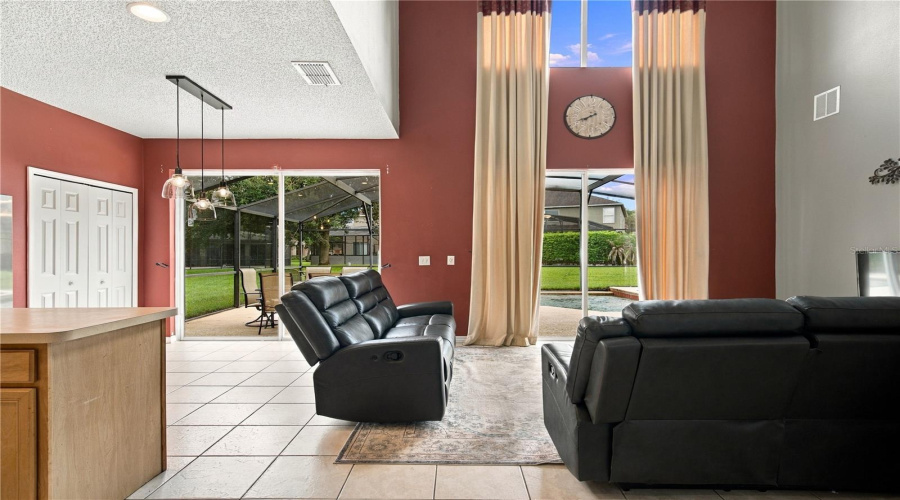Kissimmee, Florida 34747, 7 Bedroom Bedrooms, ,4 Bathroombathrooms,Residential,For Sale,Palm Harbour,0,Mfrtb8550989