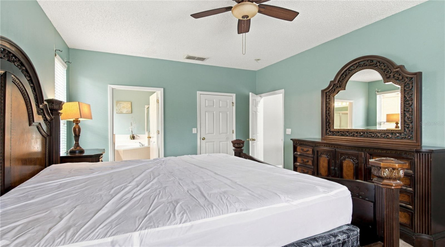 Kissimmee, Florida 34747, 7 Bedroom Bedrooms, ,4 Bathroombathrooms,Residential,For Sale,Palm Harbour,0,Mfrtb8550989