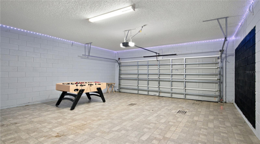 Kissimmee, Florida 34747, 7 Bedroom Bedrooms, ,4 Bathroombathrooms,Residential,For Sale,Palm Harbour,0,Mfrtb8550989