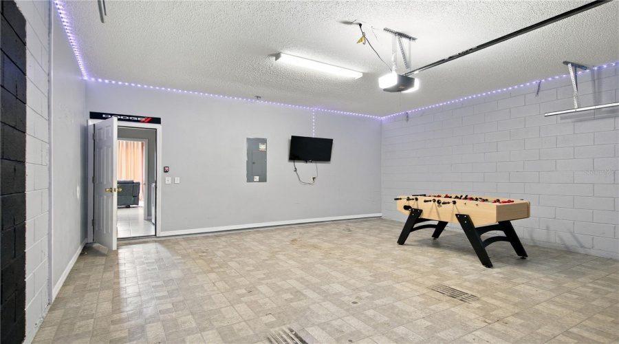Kissimmee, Florida 34747, 7 Bedroom Bedrooms, ,4 Bathroombathrooms,Residential,For Sale,Palm Harbour,0,Mfrtb8550989