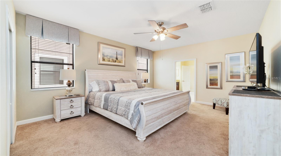 Davenport, Florida 33896, 9 Bedroom Bedrooms, ,5 Bathroombathrooms,Residential,For Sale,Rolling Fairway,0,Mfrs5158227