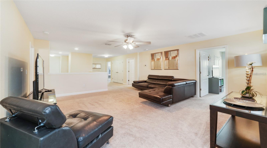 Davenport, Florida 33896, 9 Bedroom Bedrooms, ,5 Bathroombathrooms,Residential,For Sale,Rolling Fairway,0,Mfrs5158227