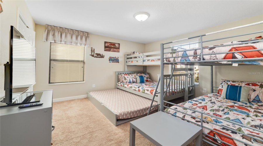 Davenport, Florida 33896, 9 Bedroom Bedrooms, ,5 Bathroombathrooms,Residential,For Sale,Rolling Fairway,0,Mfrs5158227