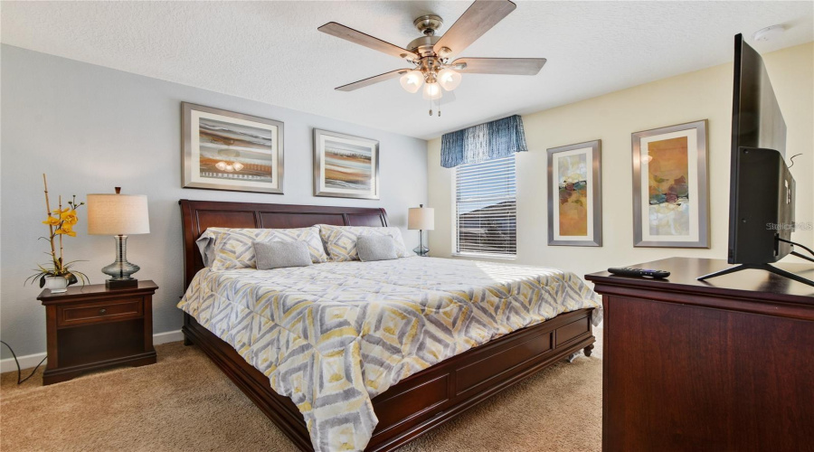 Davenport, Florida 33896, 9 Bedroom Bedrooms, ,5 Bathroombathrooms,Residential,For Sale,Rolling Fairway,0,Mfrs5158227