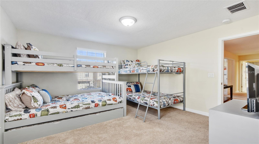 Davenport, Florida 33896, 9 Bedroom Bedrooms, ,5 Bathroombathrooms,Residential,For Sale,Rolling Fairway,0,Mfrs5158227