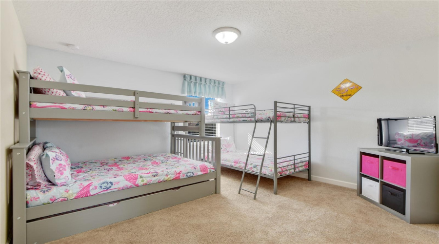 Davenport, Florida 33896, 9 Bedroom Bedrooms, ,5 Bathroombathrooms,Residential,For Sale,Rolling Fairway,0,Mfrs5158227