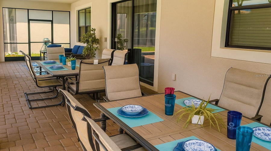 Davenport, Florida 33896, 9 Bedroom Bedrooms, ,5 Bathroombathrooms,Residential,For Sale,Rolling Fairway,0,Mfrs5158227