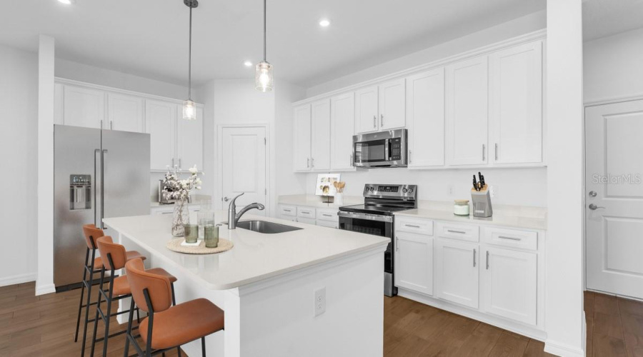 Davenport, Florida 33837, 4 Bedroom Bedrooms, ,2 Bathroombathrooms,Residential,For Sale,River Beacon,0,Mfro6415264