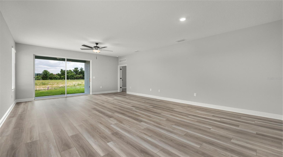 Kissimmee, Florida 34747, 3 Bedroom Bedrooms, ,2 Bathroombathrooms,Residential,For Sale,Somersworth,0,Mfrtb8545882