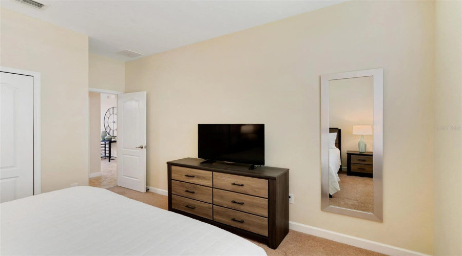 Kissimmee, Florida 34747, 5 Bedroom Bedrooms, ,5 Bathroombathrooms,Residential,For Sale,Buccaneer Palm,0,Mfro6444126