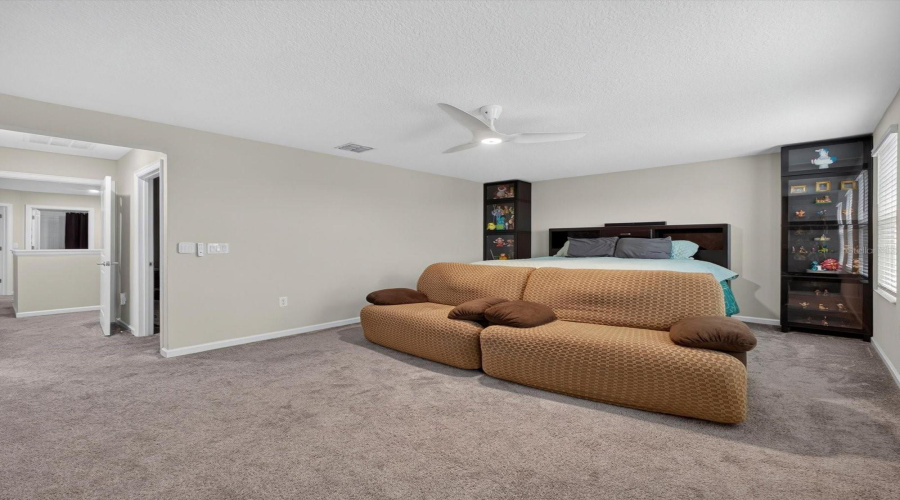 Davenport, Florida 33896, 3 Bedroom Bedrooms, ,2 Bathroombathrooms,Residential,For Sale,Fluffy Lie,0,Mfro6444308