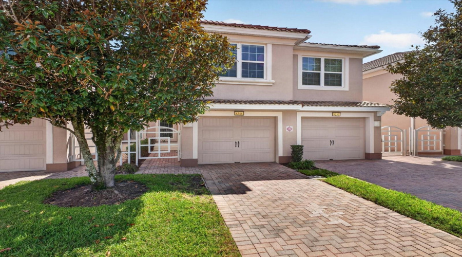 Champions Gate, Florida 33896, 2 Bedroom Bedrooms, ,2 Bathroombathrooms,Residential,For Sale,Bella Tierra Ct,0,Mfro6444179