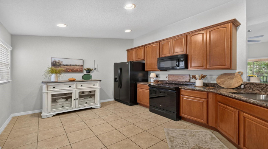 Champions Gate, Florida 33896, 2 Bedroom Bedrooms, ,2 Bathroombathrooms,Residential,For Sale,Bella Tierra Ct,0,Mfro6444179
