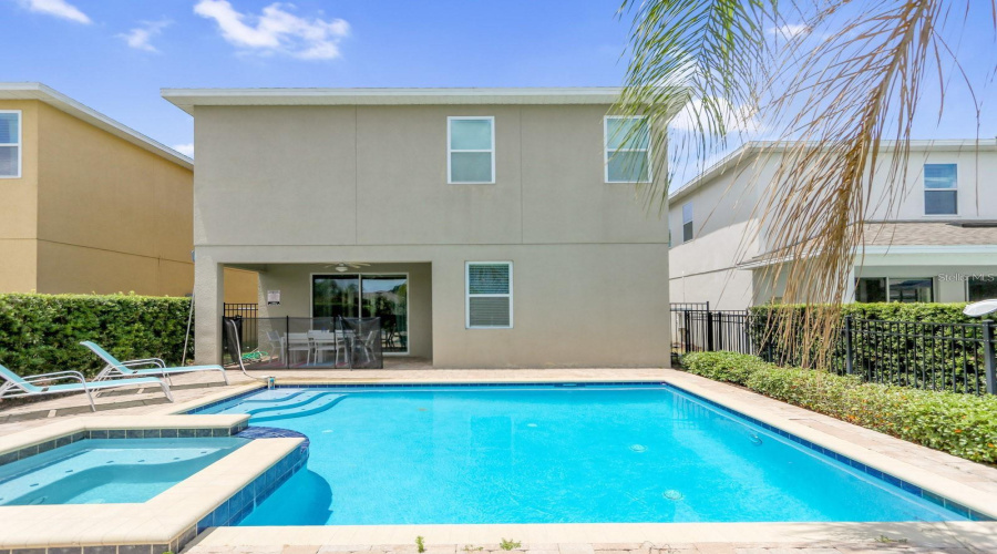 Kissimmee, Florida 34747, 8 Bedroom Bedrooms, ,7 Bathroombathrooms,Residential,For Sale,Marker,0,Mfrs5158223
