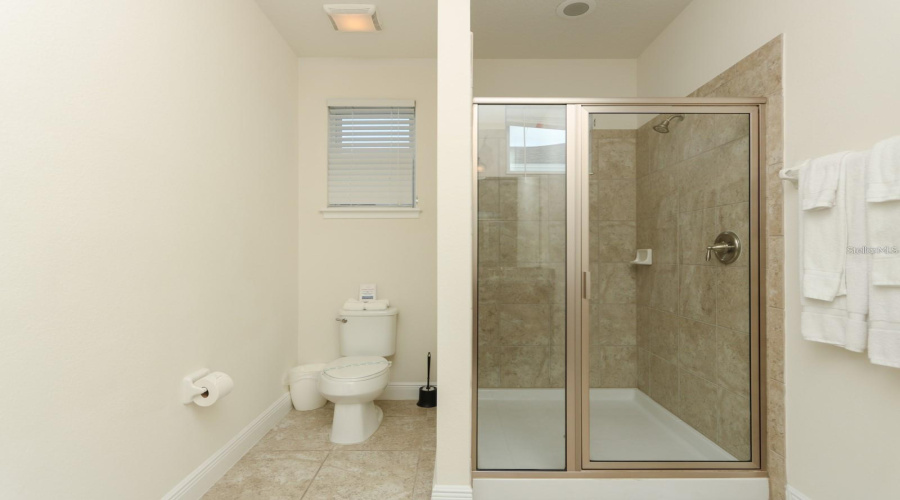 Kissimmee, Florida 34747, 8 Bedroom Bedrooms, ,7 Bathroombathrooms,Residential,For Sale,Marker,0,Mfrs5158223
