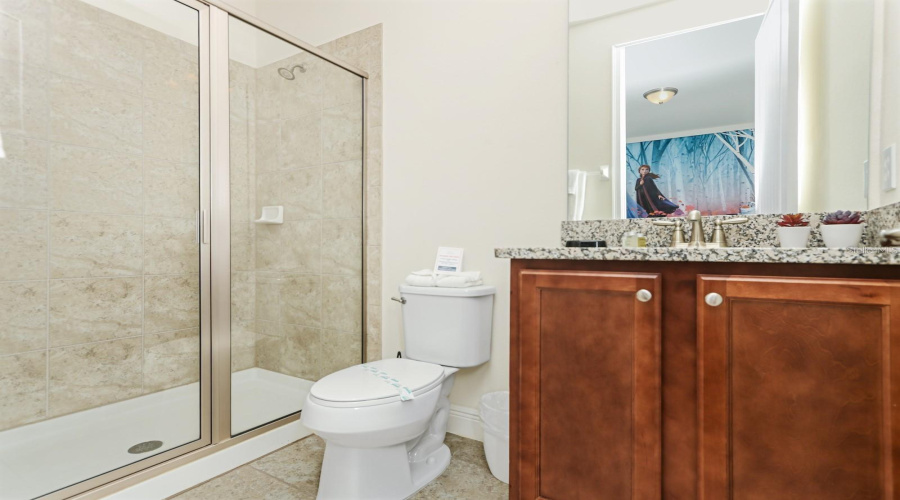 Kissimmee, Florida 34747, 8 Bedroom Bedrooms, ,7 Bathroombathrooms,Residential,For Sale,Marker,0,Mfrs5158223