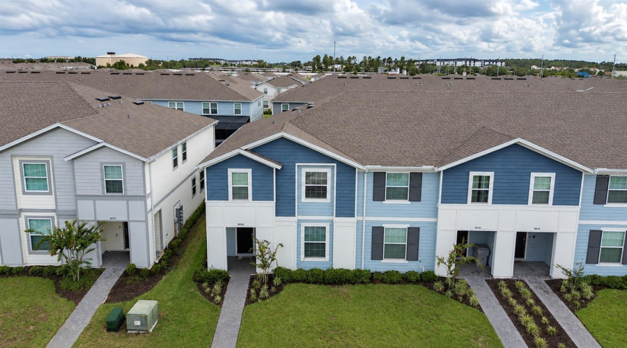 Davenport, Florida 33897, 5 Bedroom Bedrooms, ,4 Bathroombathrooms,Residential,For Sale,Lana,0,Mfro6442938