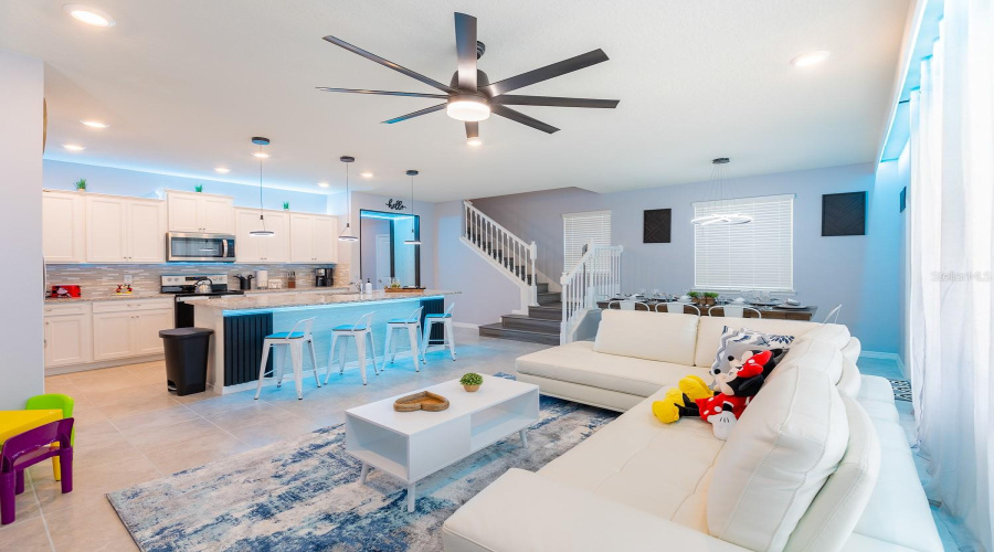 Davenport, Florida 33897, 5 Bedroom Bedrooms, ,4 Bathroombathrooms,Residential,For Sale,Lana,0,Mfro6442938