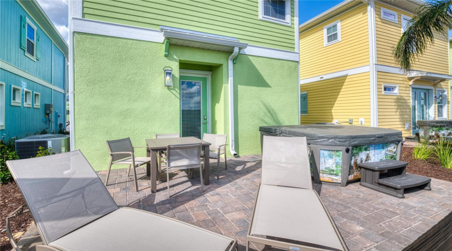 Kissimmee, Florida 34747, 2 Bedroom Bedrooms, ,2 Bathroombathrooms,Residential,For Sale,Dreamsicle,0,Mfro6444526