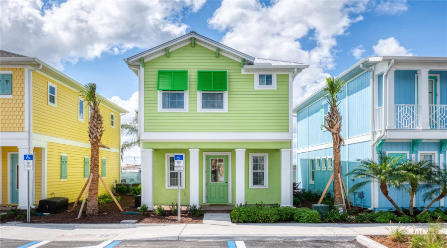 Kissimmee, Florida 34747, 2 Bedroom Bedrooms, ,2 Bathroombathrooms,Residential,For Sale,Dreamsicle,0,Mfro6444526