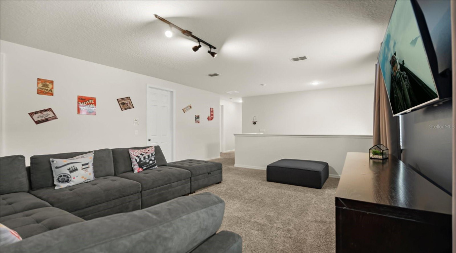 Kissimmee, Florida 34747, 6 Bedroom Bedrooms, ,4 Bathroombathrooms,Residential,For Sale,Nassau Point,0,Mfro6444250