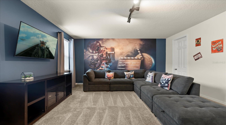 Kissimmee, Florida 34747, 6 Bedroom Bedrooms, ,4 Bathroombathrooms,Residential,For Sale,Nassau Point,0,Mfro6444250