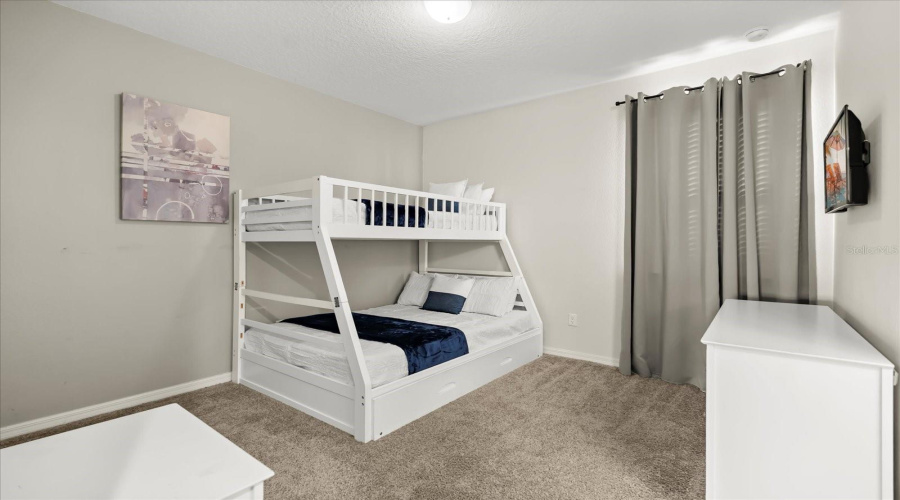Kissimmee, Florida 34747, 6 Bedroom Bedrooms, ,4 Bathroombathrooms,Residential,For Sale,Nassau Point,0,Mfro6444250
