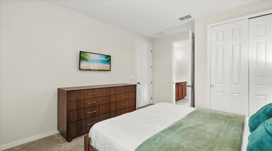 Kissimmee, Florida 34747, 6 Bedroom Bedrooms, ,4 Bathroombathrooms,Residential,For Sale,Nassau Point,0,Mfro6444250
