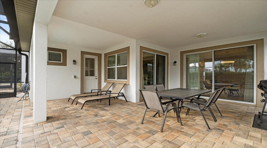 Kissimmee, Florida 34747, 6 Bedroom Bedrooms, ,4 Bathroombathrooms,Residential,For Sale,Nassau Point,0,Mfro6444250