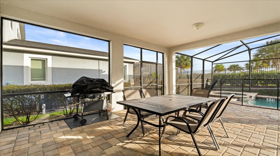 Kissimmee, Florida 34747, 6 Bedroom Bedrooms, ,4 Bathroombathrooms,Residential,For Sale,Nassau Point,0,Mfro6444250