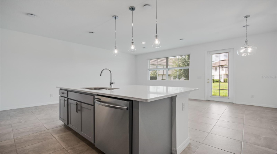 Davenport, Florida 33896, 3 Bedroom Bedrooms, ,2 Bathroombathrooms,Residential,For Sale,Longboat,0,Mfrs5157728