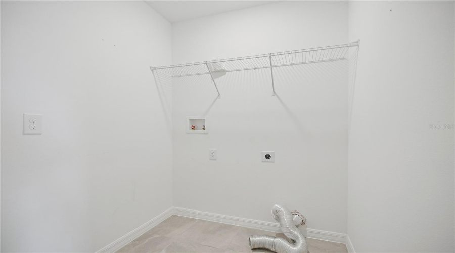 Davenport, Florida 33896, 3 Bedroom Bedrooms, ,2 Bathroombathrooms,Residential,For Sale,Longboat,0,Mfrs5157728
