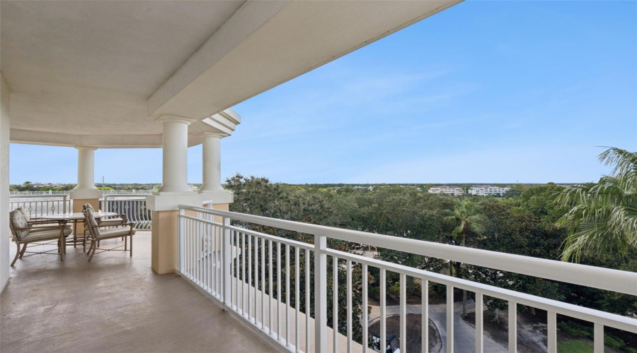 Kissimmee, Florida 34747, 2 Bedroom Bedrooms, ,2 Bathroombathrooms,Residential,For Sale,Gathering,0,Mfro6444513