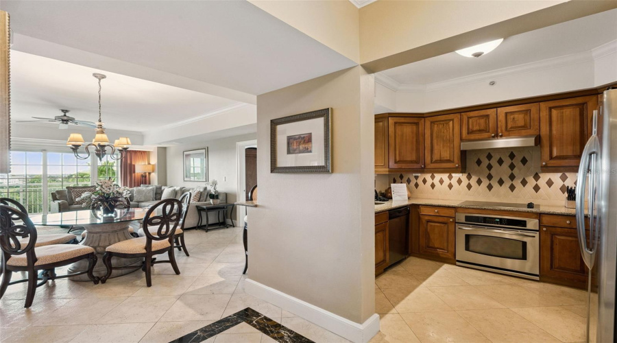 Kissimmee, Florida 34747, 2 Bedroom Bedrooms, ,2 Bathroombathrooms,Residential,For Sale,Gathering,0,Mfro6444513