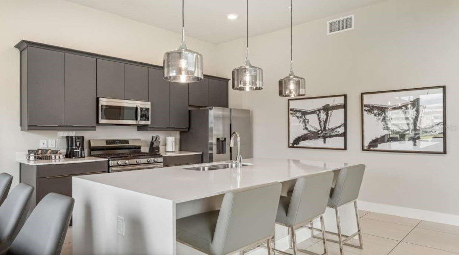 Reunion, Florida 34747, 5 Bedroom Bedrooms, ,4 Bathroombathrooms,Residential,For Sale,Sandy Ridge,0,Mfro6444302