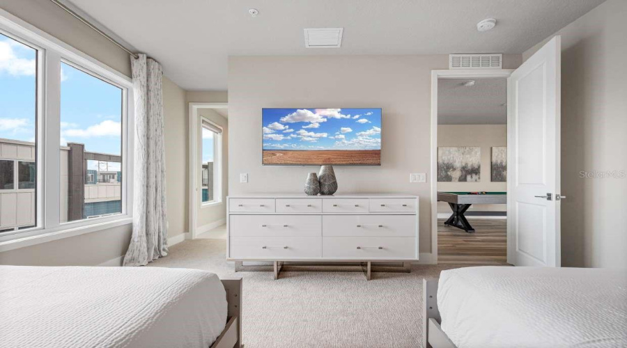 Reunion, Florida 34747, 5 Bedroom Bedrooms, ,4 Bathroombathrooms,Residential,For Sale,Sandy Ridge,0,Mfro6444302